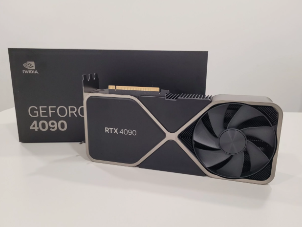بطاقة رسومات BH SUS ROG Strix  - مراجعة Rtx 4090 24Gb Gddr6X وسعره